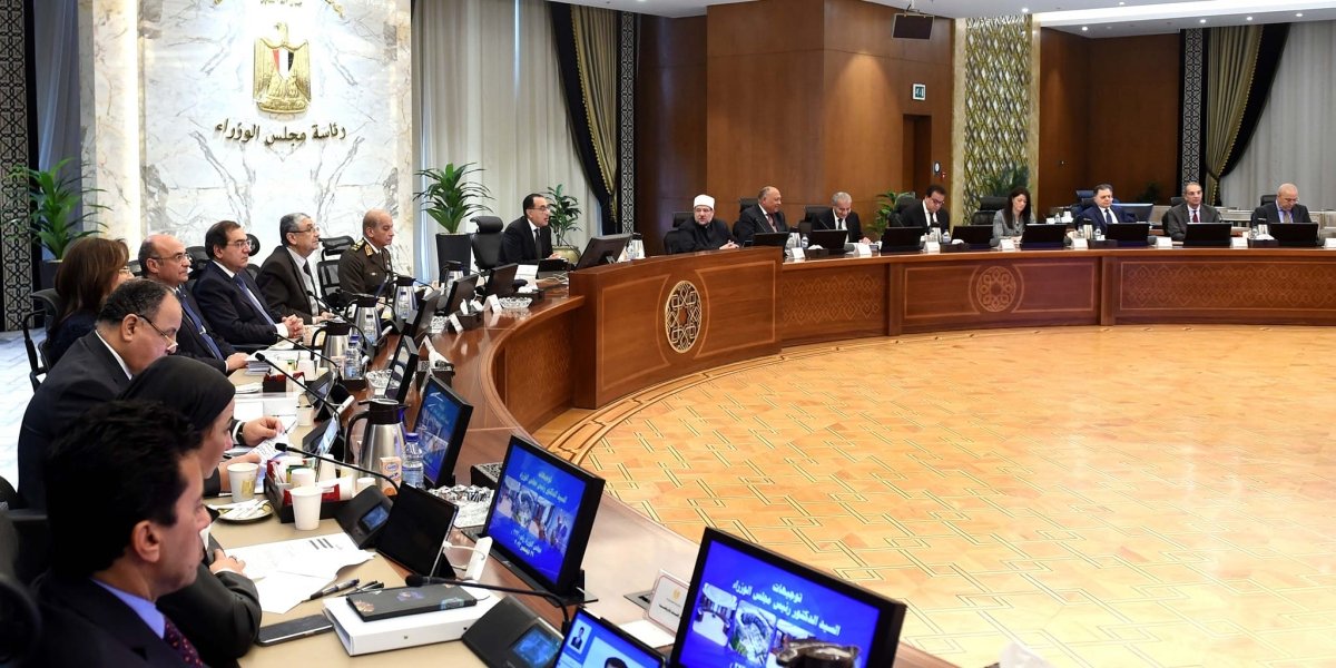 رئيس الوزراء يهنىء الرئيس والحكومة وجموع الشعب المصري بمناسبة العام الميلادي الجديد
