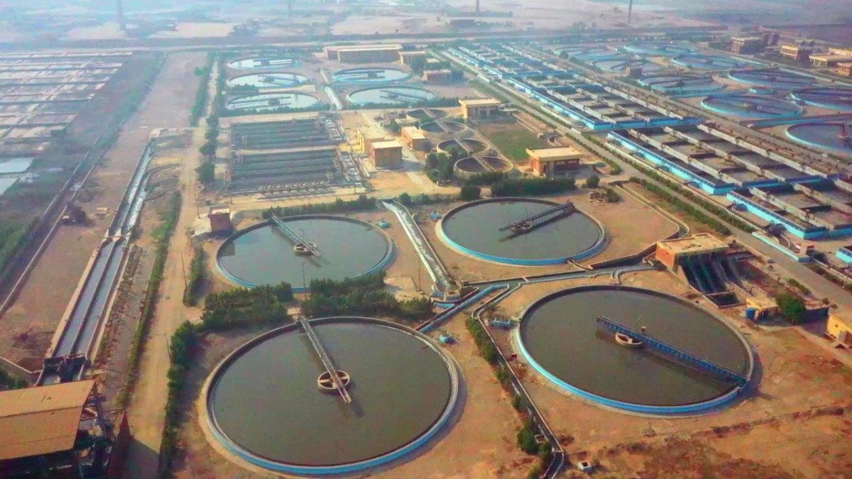 وزير الإسكان: تدعيم منظومة الصرف الصحي بالقاهرة الكبرى بقيمة 1.5 مليار جنِيه خلال عام 2022