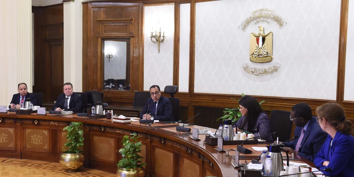 رئيس الوزراء يتابع ملفات التعاون مع مجموعة البنك الدولي 