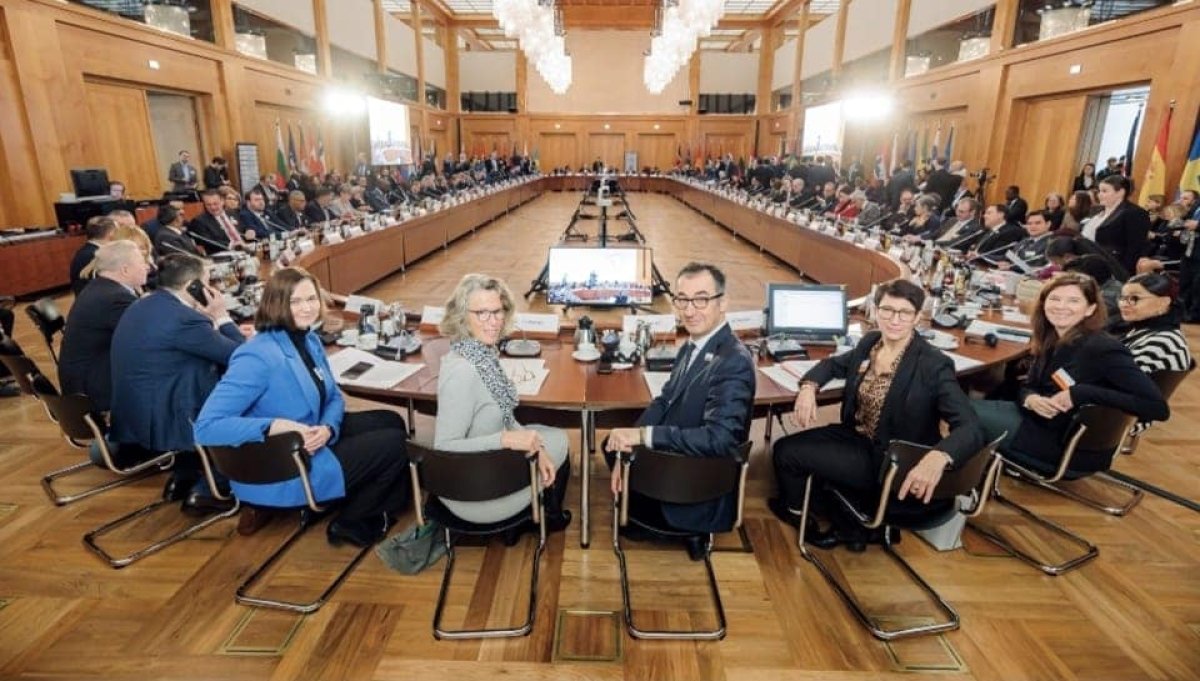 وزير التموين يشارك بالجلسة الختامية للمنتدى الدولي للأغذية والزراعة في برلين