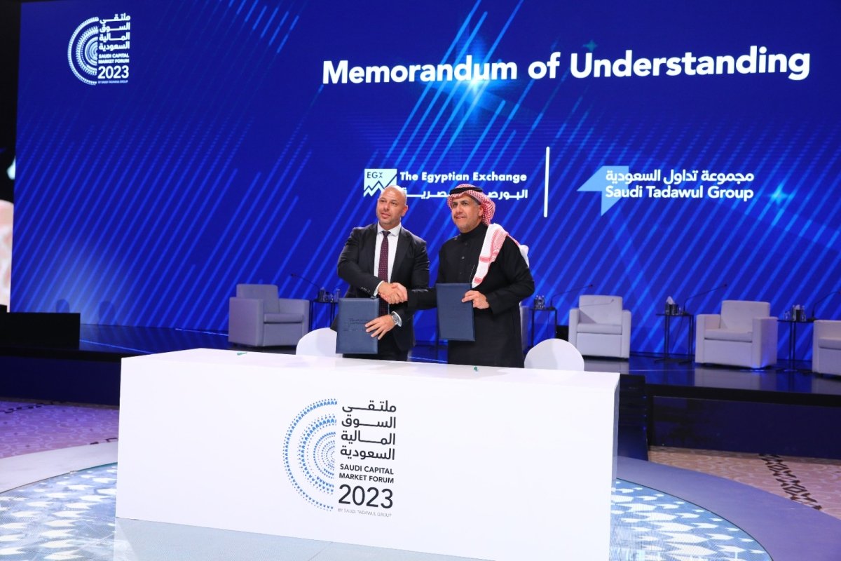 البورصتان المصرية والسعودية توقعان مذكرة تعاون مشترك ا