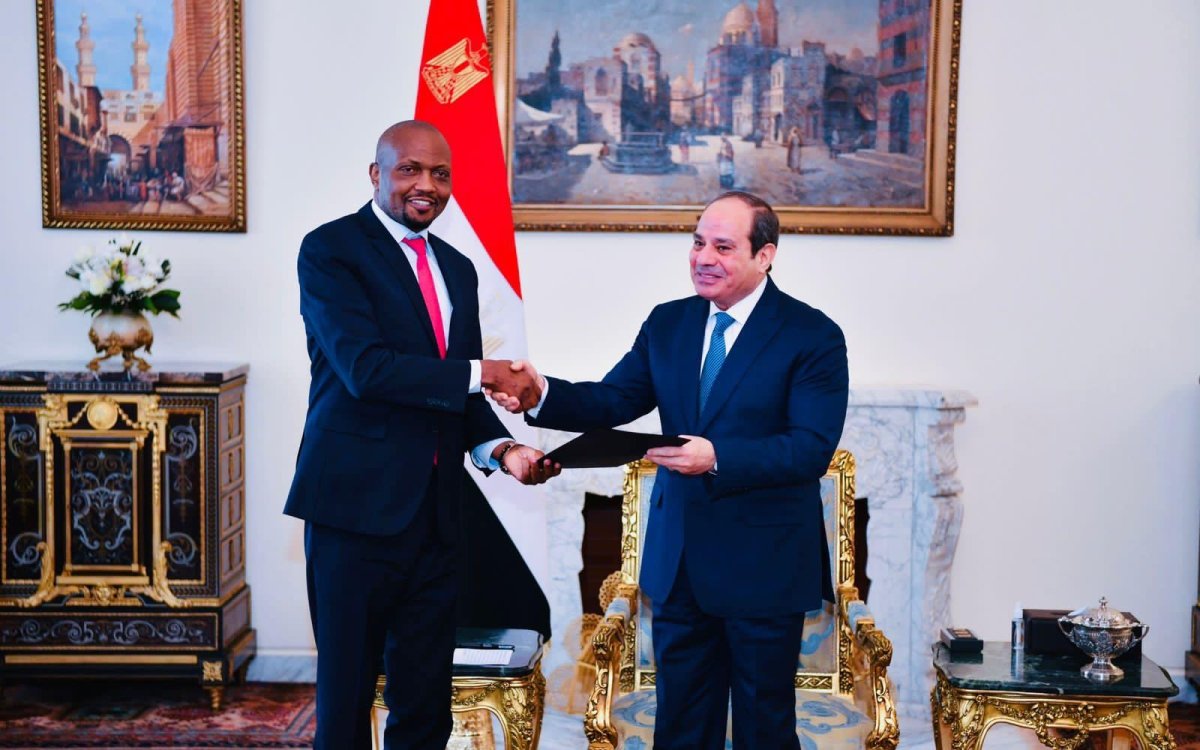 الرئيس السيسي يستقبل المبعوث الخاص لرئيس جمهورية كينيا وزير الاستثمار والتجارة والصناعة