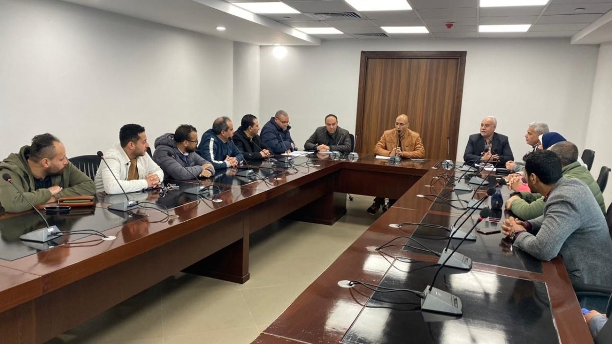 رئيس جهاز " القاهرة الجديدة" يعقد عدة لقاءات مع عددٍ من سكان المدينة وممثليهم للاستماع إلى آرائهم ومناقشة مقترحاتهم 