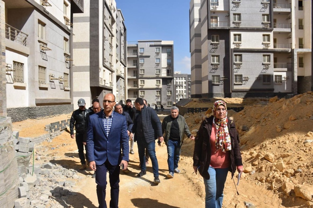بالصور.. رئيس جهاز مدينة القاهرة الجديدة يواصل جولاته التفقدية لمتابعة سير العمل بالمشروعات