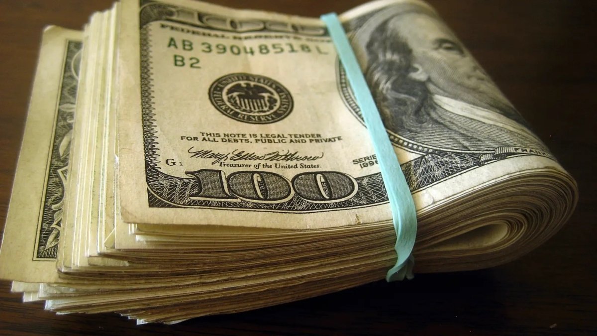 أسعار الدولار مقابل الجنيه في بداية تعاملات اليوم الأربعاء 22 فبراير