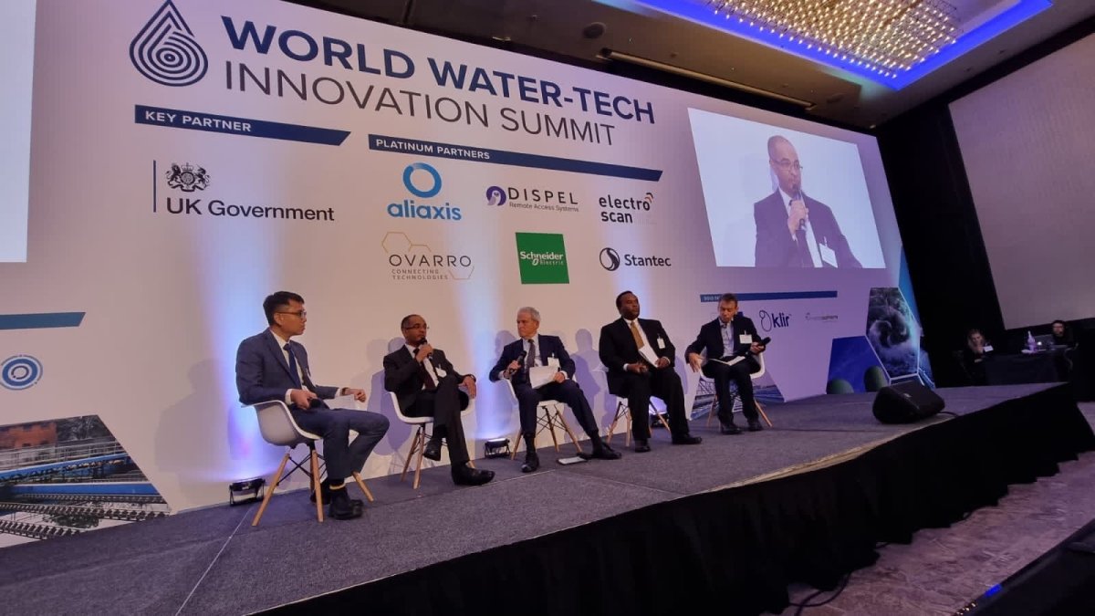 نائب وزير الإسكان لشئون البنية الأساسية يشارك  في حلقة نقاشية بعنوان " تأثير التغيرات المناخية والجفاف على الموارد المائية"