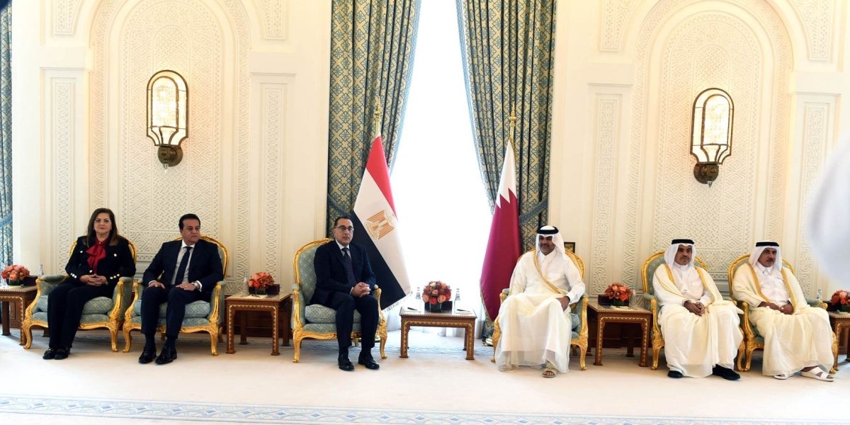 جلسة مباحثات مصرية- قطرية موسعة برئاسة رئيسى وزراء البلدين