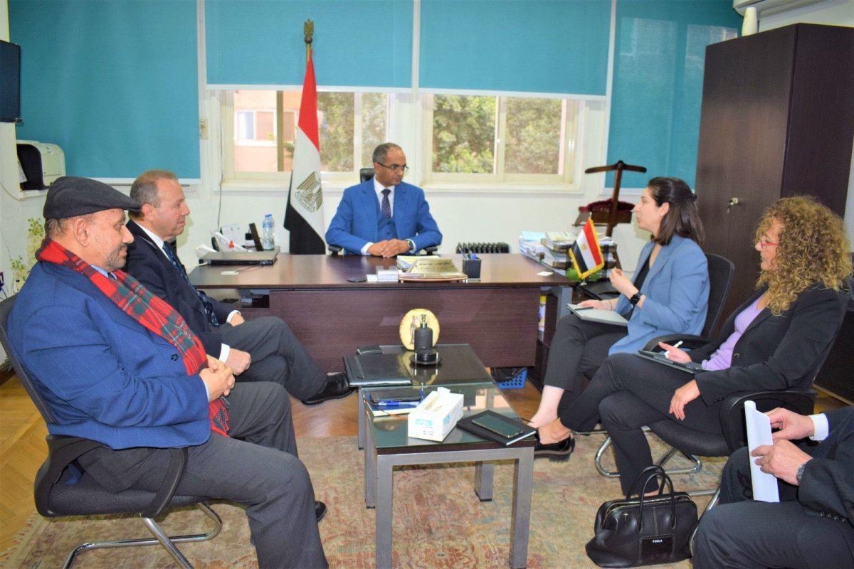 نائب وزير الإسكان للبنية الأساسية يلتقى ممثلي البنك الدولي لاستعراض المشروعات الأولوية في قطاع المياه والصرف
