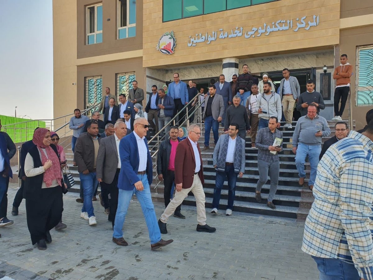  الإسكان : جولات تفقدية لمسئولي الوزارة بمدينتي العبور والعبور الجديدة