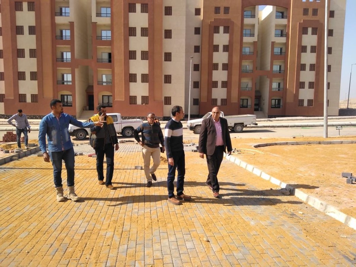 رئيس جهاز سوهاج الجديدة  يتفقد موقف تنفيذ مشروعات الإسكان الجارية بمدينة أخميم الجديدة