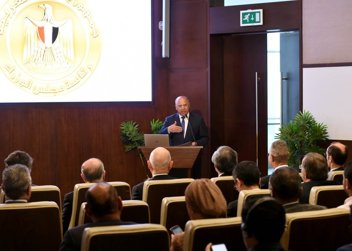 وزير النقل: حجم الاستثمارات الأجنبية المباشرة بمحطتي الحاويات بميناء السخنة والدخيلة تقدر بـ 1.6 مليار دولار