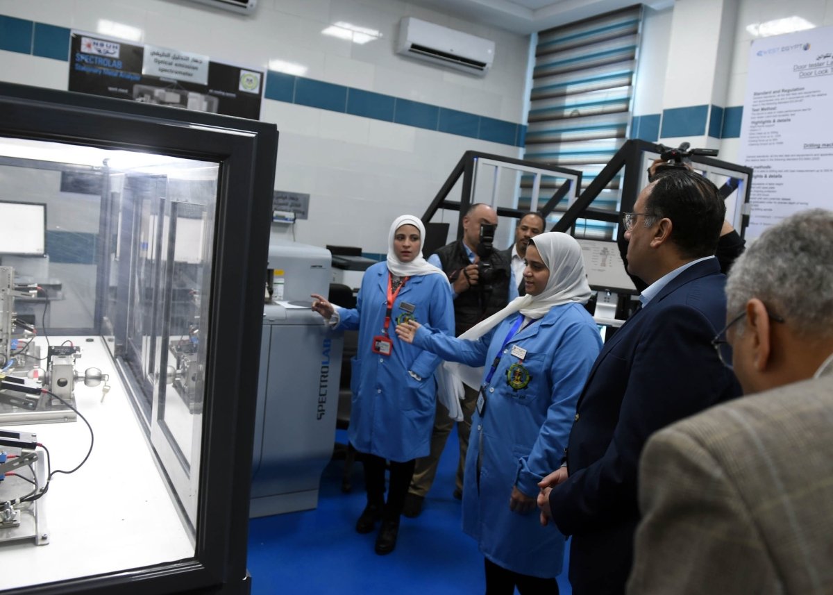 "مدبولي" يشهد افتتاح المعامل المركزية الجديدة بميناء العين السخنة