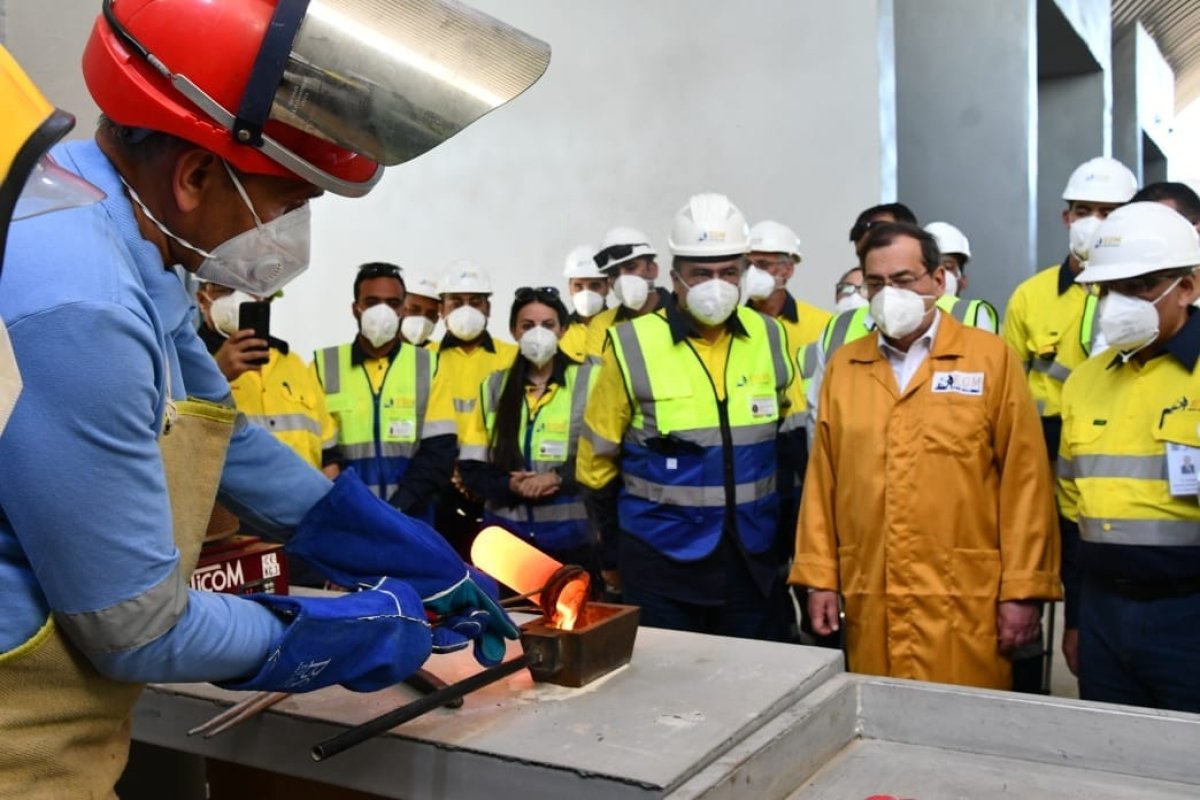 وزير البترول: بدء تجارب تشغيل الإنتاج التجارى للذهب من موقع إيقات بجنوب مصر