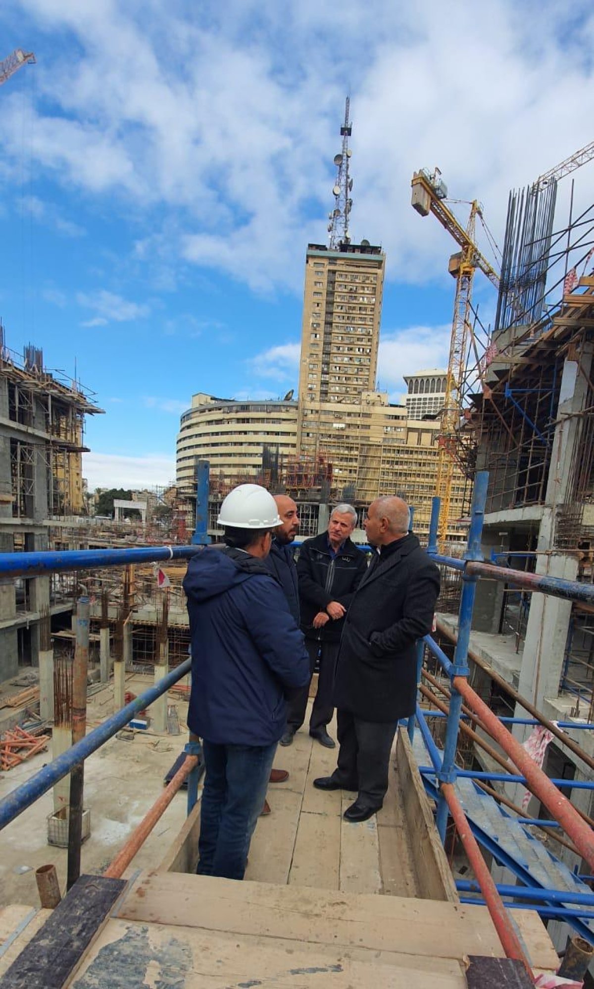 مسئولو " الإسكان " في جولة تفقدية بمشروعات تطوير منطقة مثلث ماسبيرو بالقاهرة