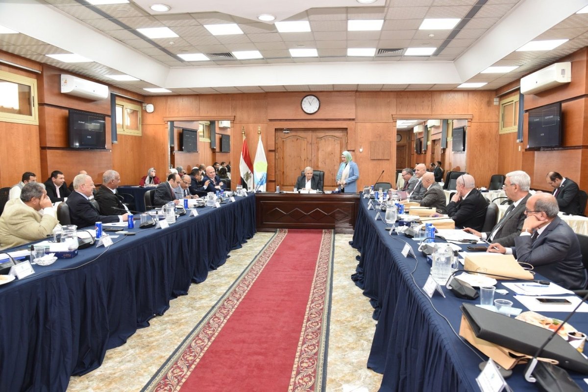 رئيس القابضة للمياه: رفع درجة الاستعداد بالشركات التابعة لاستقبال شهر رمضان وفصل الصيف