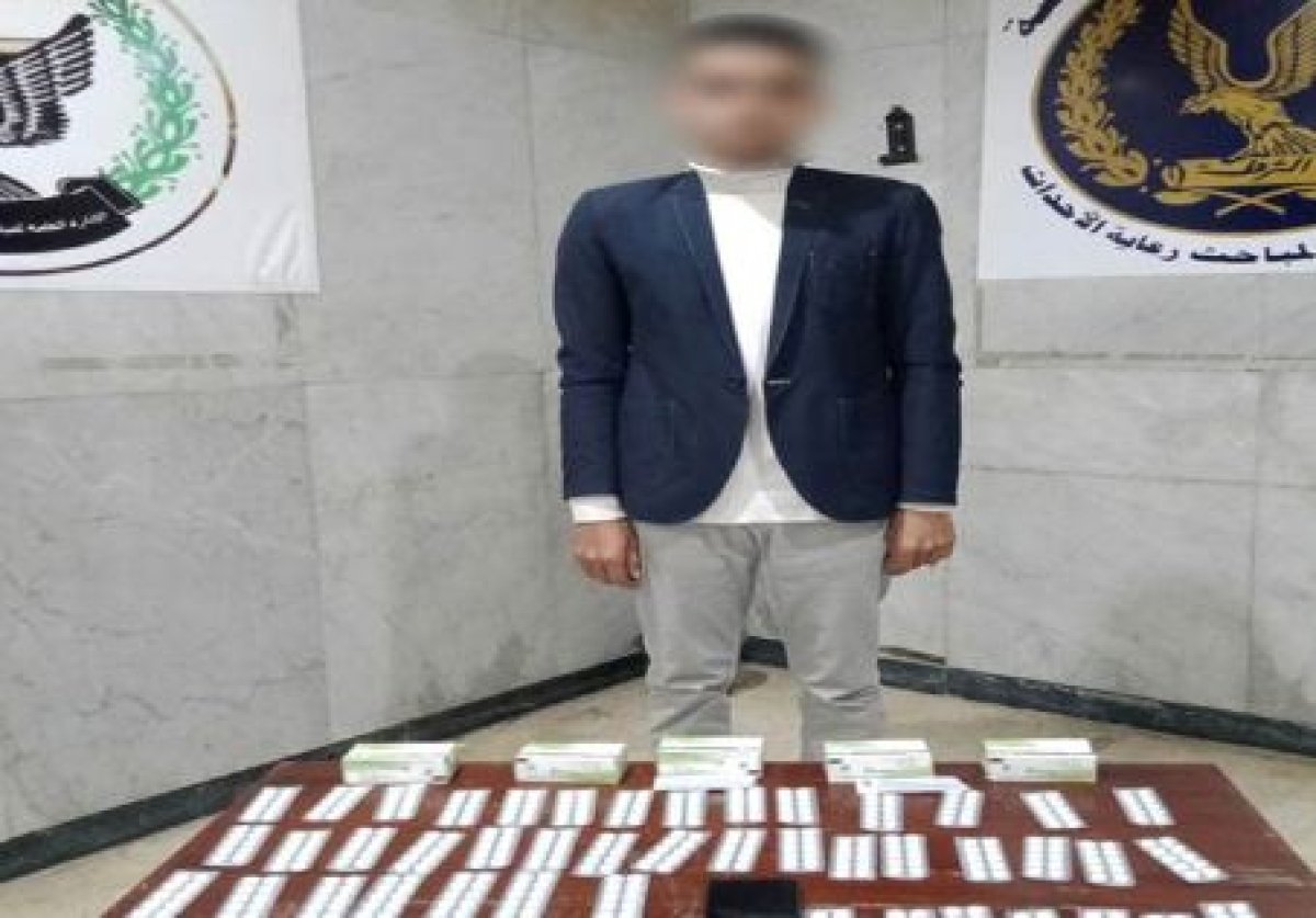 مخدرات أون لاين.. ضبط عنصر إجرامي يروج بضاعته على فيس بوك 