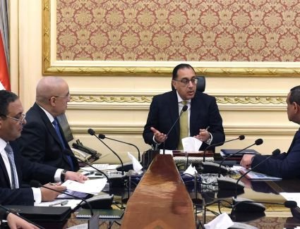 رئيس الوزراء يعقد اجتماعا لاستعراض التحضيرات الخاصة باستضافة مصر للمنتدى الحضري العالمي في دورته الـ 12