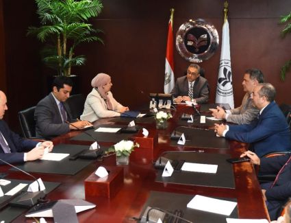 رئيس هيئة الاستثمار يبحث مع شركة «Mytilineos » اليونانية فرص التعاون المشترك  