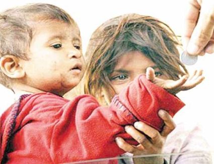 تسول تحت تهديد السلاح.. ضبط شخصين متهمين باستغلال الأطفال بالجيزة