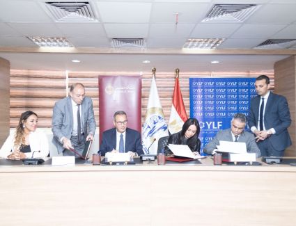 بنك مصر يوقع بروتوكول تعاون مع المجلس القومي للمرأة ومؤسسة شباب القادة