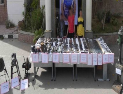 ضبط 3 عناصر إجرامية متهمين بإدارة ورشة لتصنيع الأسلحة النارية 