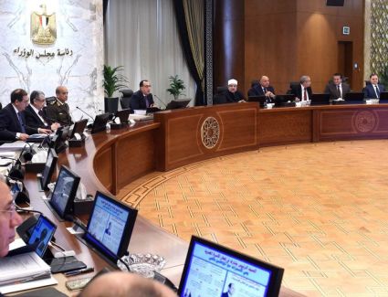 مجلس الوزراء  يوافق على حافز إضافي لتوريد القمح ليصل سعر الأردب إلى 1500 جنيه