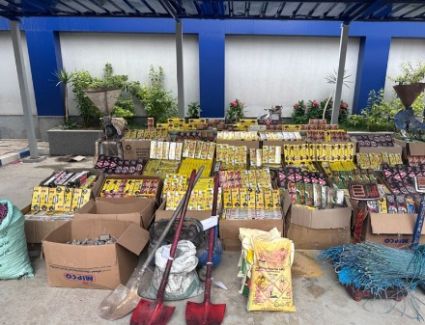 قبل العيد.. الداخلية تشن حملات مكبرة لمكافحة الألعاب النارية وتضبط ملايين الصواريخ