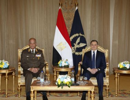 بمناسبة عيد الفطر المبارك.. وزير الداخلية يبعث ببرقية تهنئة إلى الفريق أول محمد زكى 