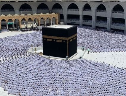  لأول مرة.. وزارة السياحة والآثار تُقرر استمرار موسم العمرة خلال شهر شوال