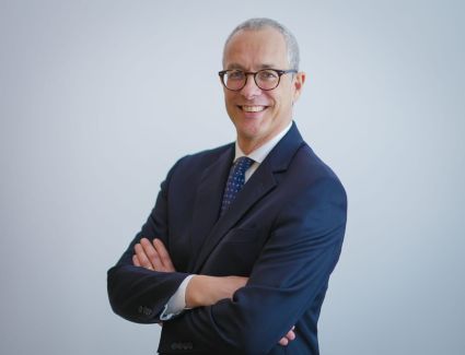 مشروع أكوا باور للطاقة الشمسية في كوم أمبو يحصل على حزمة تمويل بقيمة 123 مليون دولار