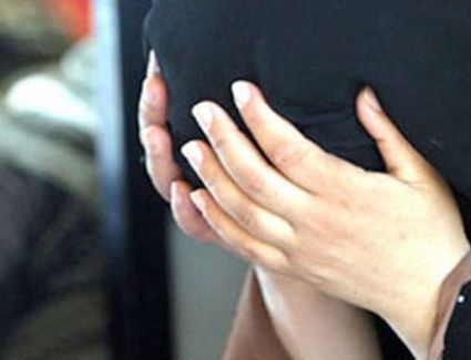 سيدة تأكل جثة طفلها بعد قتله.. تفاصيل جريمة أُم في الشرقية 