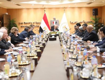 وزير العدل يستقبل نائب رئيس مجموعة البنك الدولي