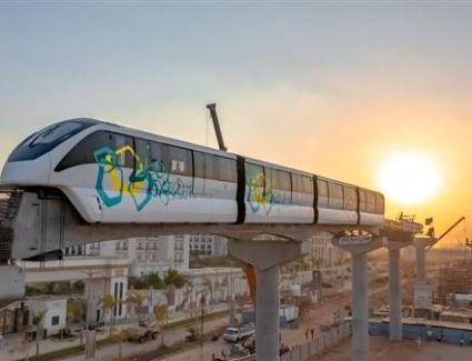 غلق كلي لطريق الأوتوستراد بسبب القطار الكهربائي.. تعرف على التحويلات المرورية