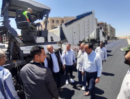 رئيس الجهاز: الانتهاء من رصف الطرق الداخلية بالمنطقة الثانية عمارات بمدينة الشروق