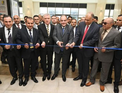 وزير التجارة والصناعة يفتتح معرضي "ايجيبت بروجيكتس" لمواد البناء والتشييد ومعرض "ويندوريكس" للزجاج والألومنيوم 