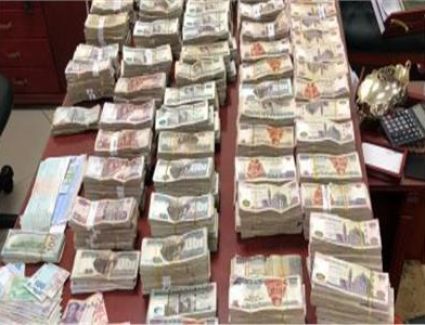 تأسيس شركات وشراء سيارات.. سقوط تاجر عملة متهم بغسل 20 مليون جنيه 