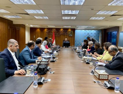 نائب وزير الإسكان يستقبل بعثة البنكين الدولي  والأسيوي لمتابعة موقف تنفيذ برنامج خدمات الصرف الصحي بالمناطق الريفية