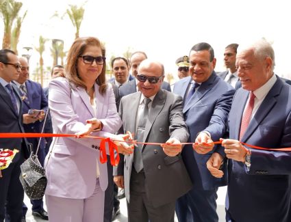 وزيرة التخطيط والتنمية الاقتصادية تفتتح مركز خدمات مصر بمدينة شرم الشيخ