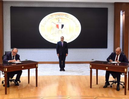 توقيع مذكرة تفاهم بين وحدة صناعة السيارات والرابطة الأفريقية لمصنعي السيارات