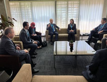 وزير الإسكان يلتقى نظيرته التونسية لبحث سبل التعاون المشترك