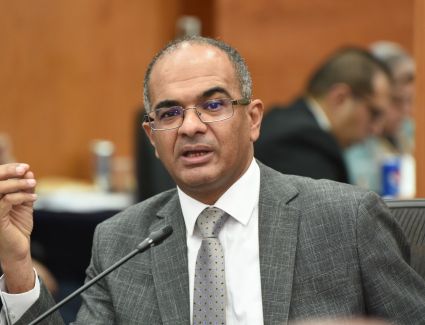 نائب وزير الإسكان يؤكد ضرورة مواصلة الجهود للحفاظ على جودة خدمات المياه والصرف