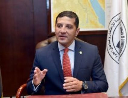  رئيس هيئة الاستثمار يبحث مع القائم بأعمال سفير الامارات الترويج للفرص الاستثمارية المتاحة