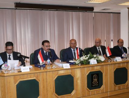 وزير النقل يترأس الجمعية العامة لشركة الملاحة الوطنية