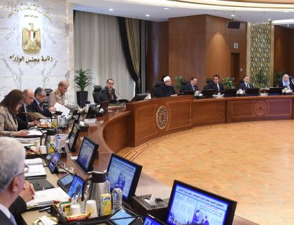 مدبولي يؤكد أهمية متابعة مسارات تفعيل اتفاقيات التعاون مع العراق الشقيق