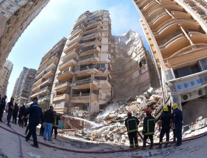النائب العام يأمر بالتحقيق في انهيار عقار بمنطقة سيدي بشر بالإسكندرية