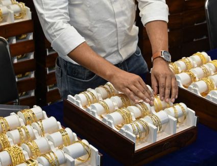 أسعار الذهب اليوم الإثنين 17-7-2023