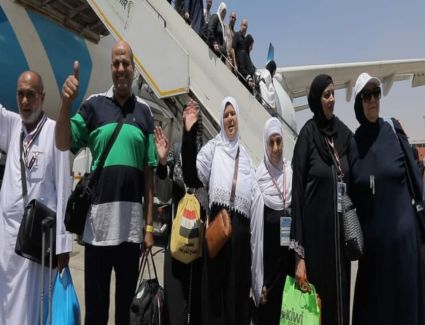 الداخلية تستقبل آخر أفواج حج القرعة بمطار القاهرة 