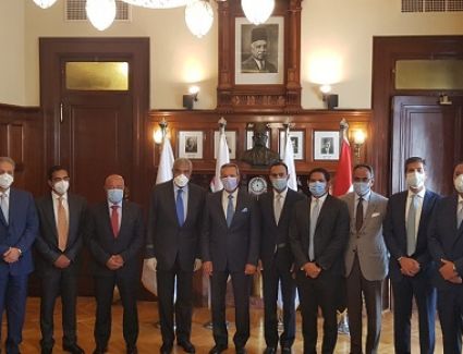عقد شراكة استراتيجية بين البنك الاهلي المصري وبنك مصر ومجموعة طلعت مصطفى لمواجهة تحديات ازمة كورونا