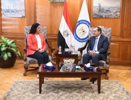 مباحثات مصرية أمريكية فى مجالات خفض الانبعاثات والوقود النظيف