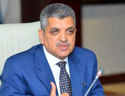 الفريق أسامة ربيع: "قناة السويس تشهد عبور مليون و71 ألف سفينة منذ التأميم على مدار 67 عاماً"